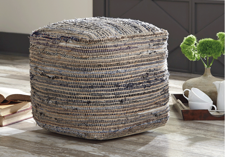 Absalom Natural Pouf