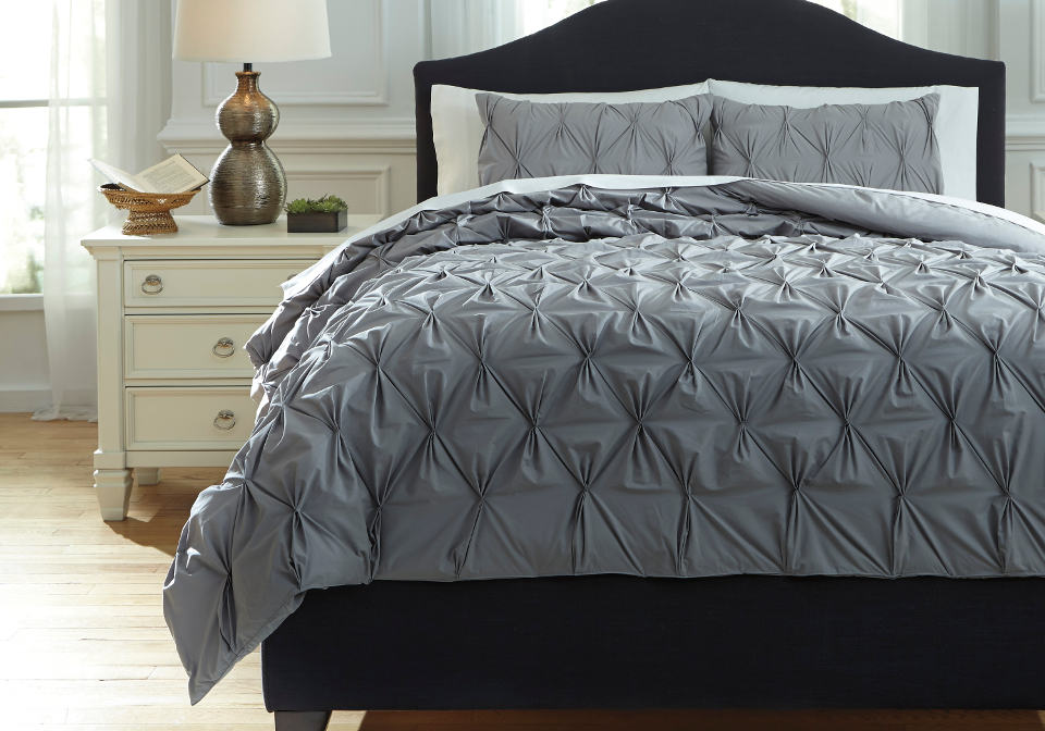 Rimy Queen Comforter Set