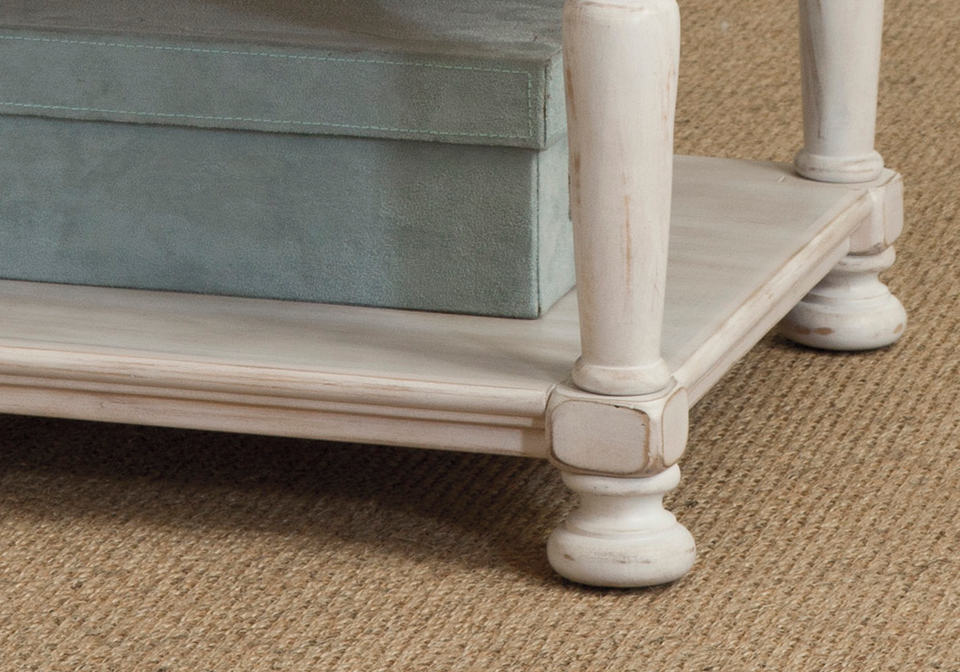 Mirimyn White Accent Table - Image 4