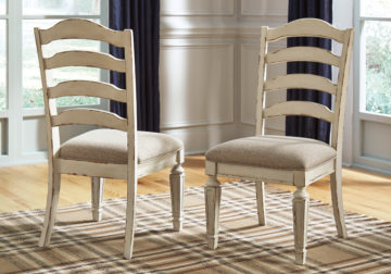 Alternative view of Realyn Chipped White 5-Piece Oval Dining Set
