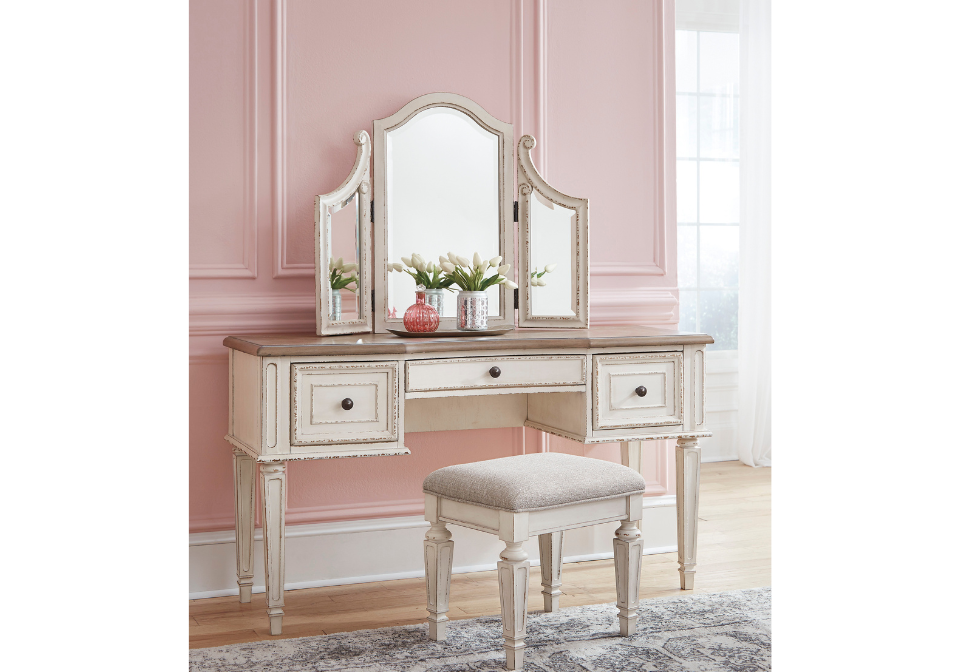 Realyn 3-Piece Vanity Set