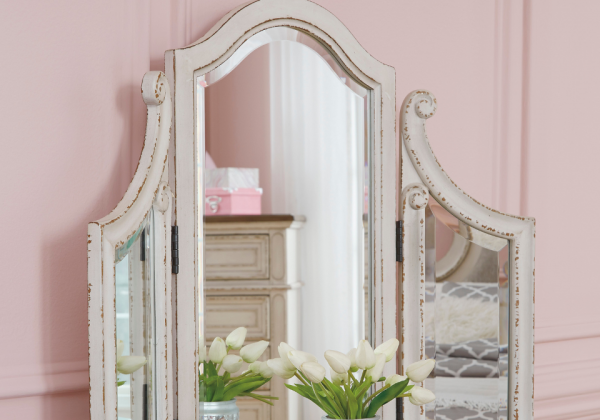 Realyn 3-Piece Vanity Set - Image 4