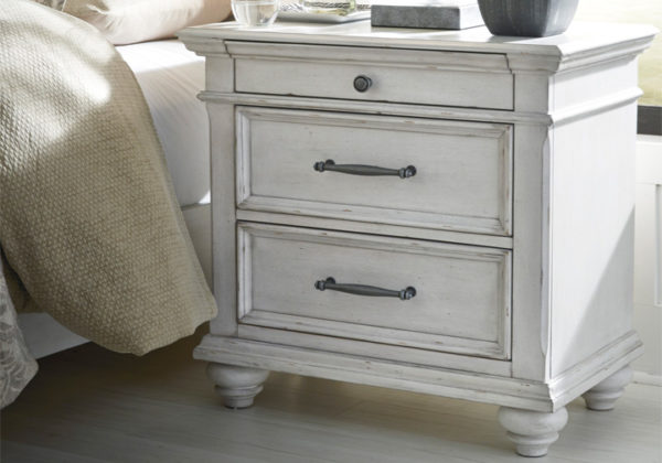 Kanwyn Whitewash Upholstered King Panel Storage Bedroom Set - Image 5