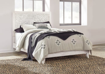 Paxberry Whitewash Queen Bed