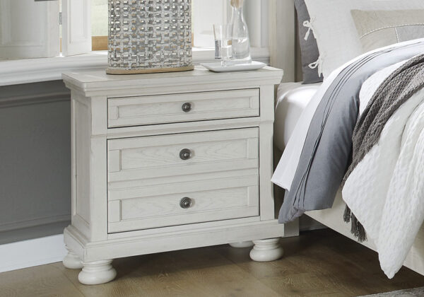 Robbinsdale King Panel Bed Set - Image 4