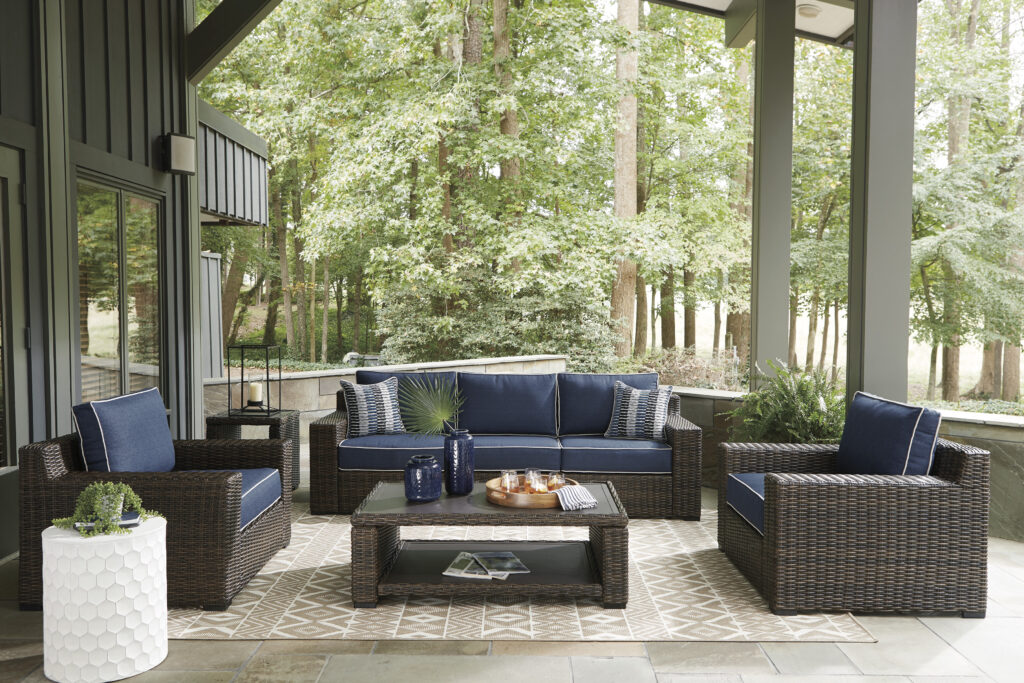 Outdoor Seating