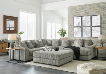 Lindyn Fog 5-Piece RAF Chaise Sectional