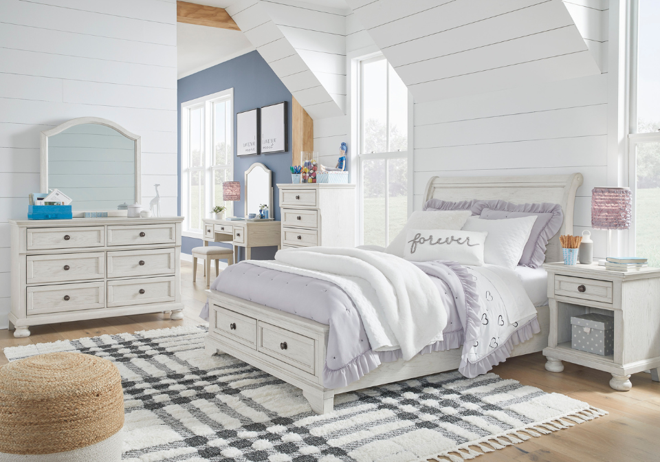 Robbinsdale Youth Full 4-Piece Bedroom Set