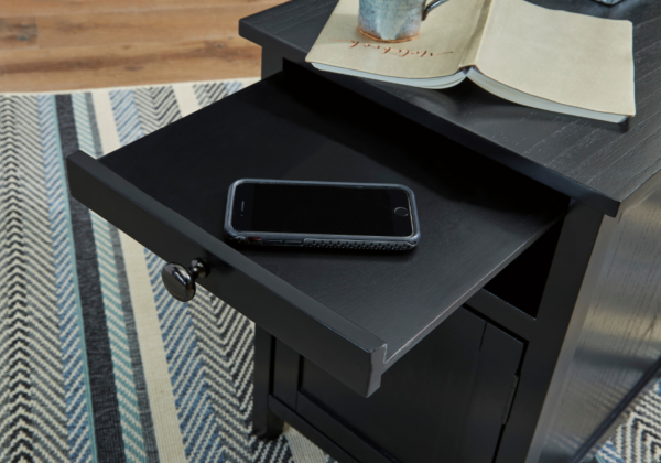 Treytown Black Chairside End Table - Image 5