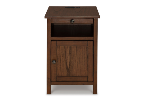 Treytown Brown Chairside End Table - Image 4