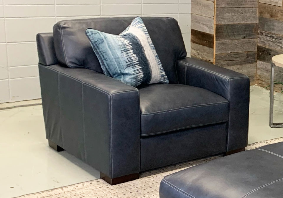 Livorno Van Basten Cobalt Chair