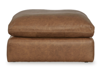 Alternative view of Emilia Ottoman