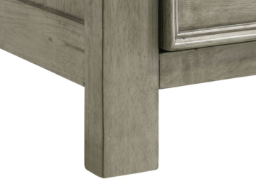 Alternative view of Sullivan Chest