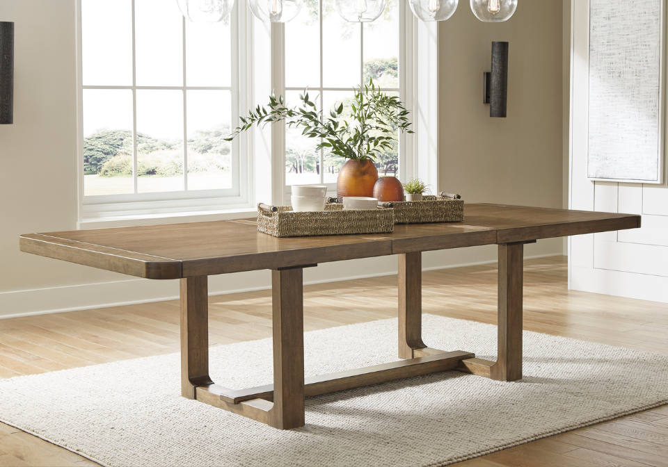 Cabalynn Dining Table