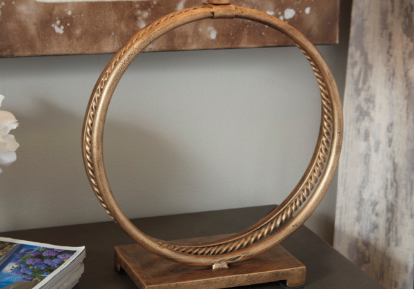 Mahala Metal Table Lamp - Image 3
