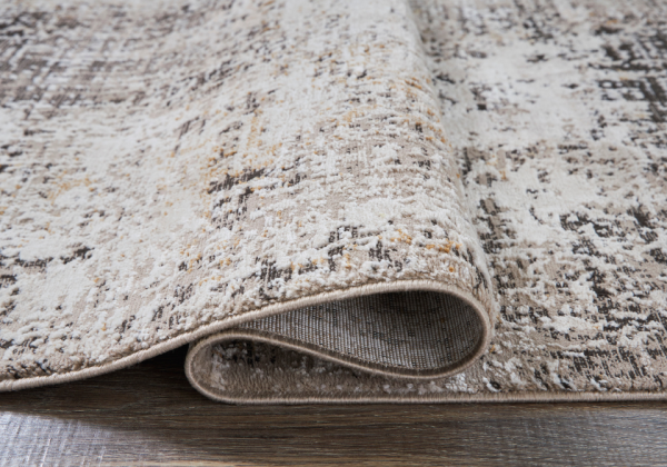 Elaning Medium Rug - Image 4