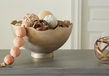 Alternative view of Maura Bowl