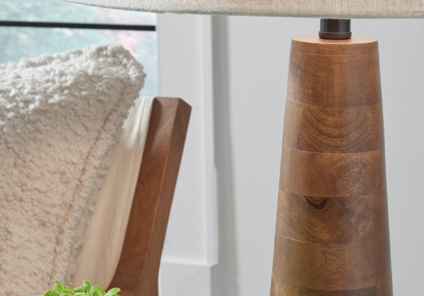 Danset Table Lamp - Image 3
