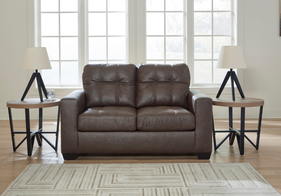 Barlin Mills Umber Loveseat