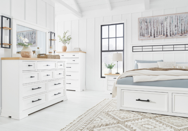 Ashbryn Queen Storage Bedroom Set - Image 6