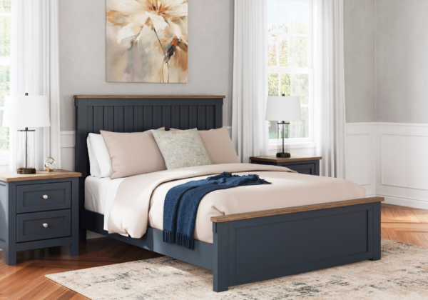 Landocken Queen Panel Bed - Image 3