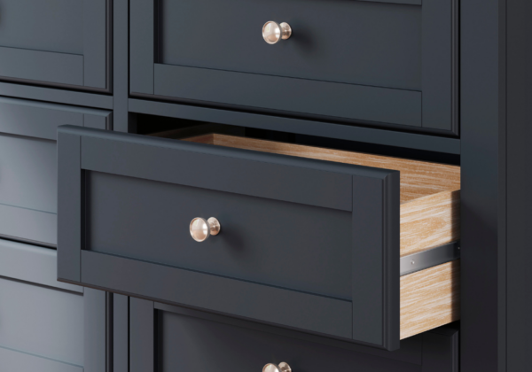 Landocken Dresser - Image 3
