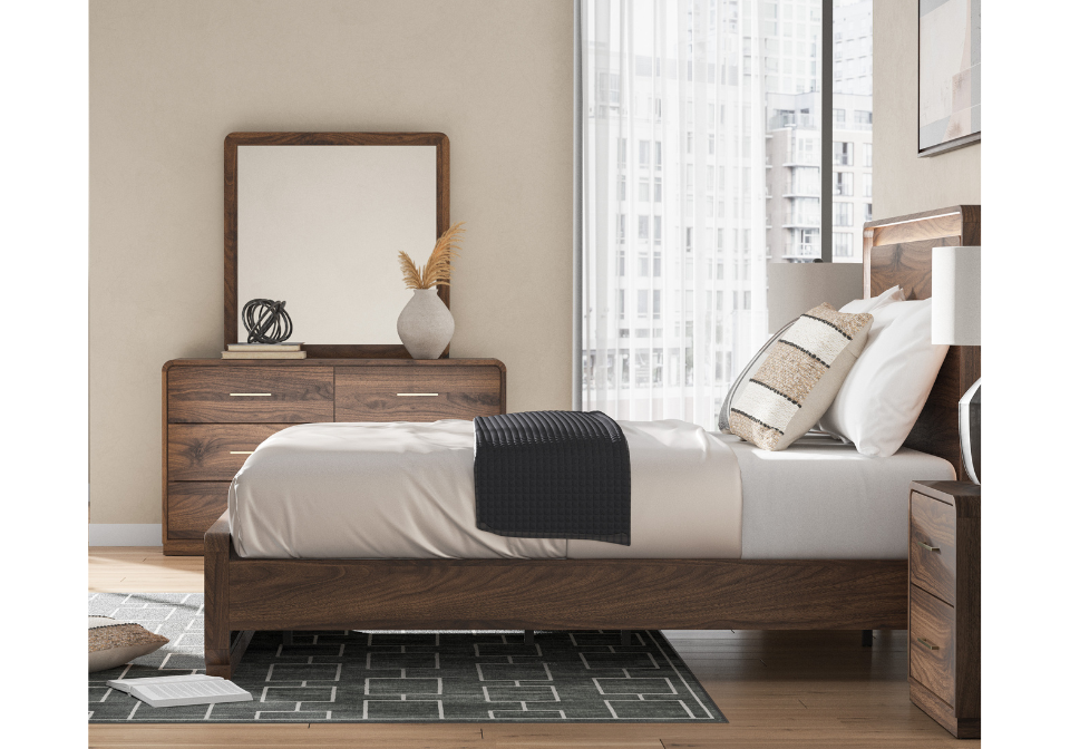 Fortlorn Walnut Brown Queen 4-Piece Set