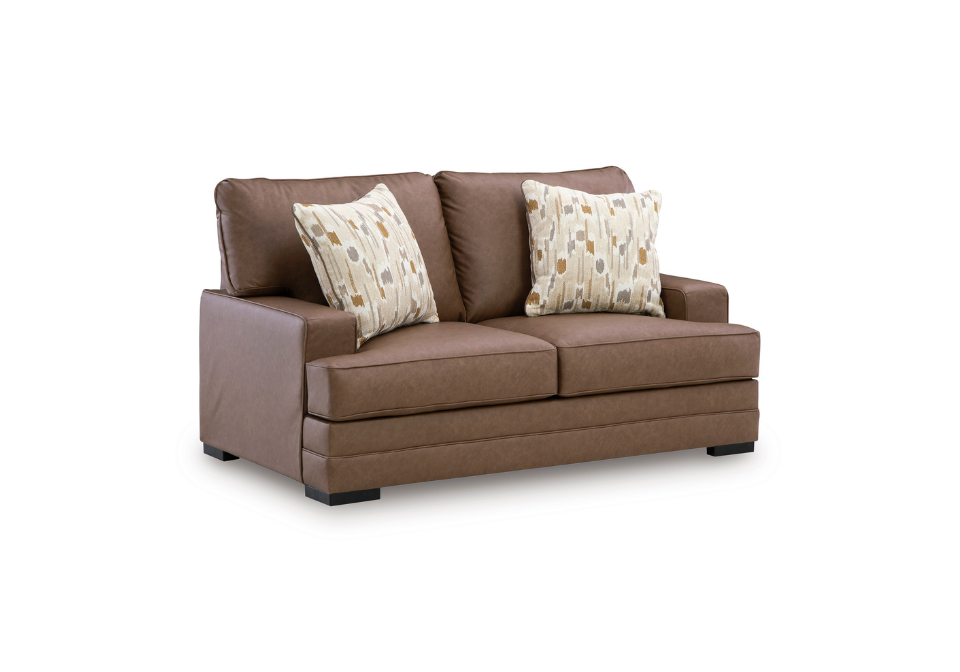 VillaCourt Caramel Loveseat