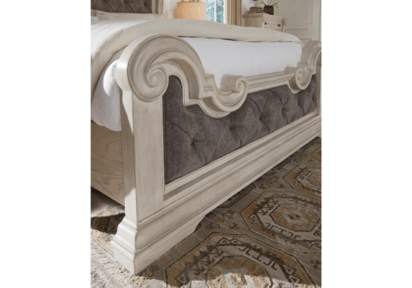 Bruchandi Antique White Upholstered King Bed - Image 4