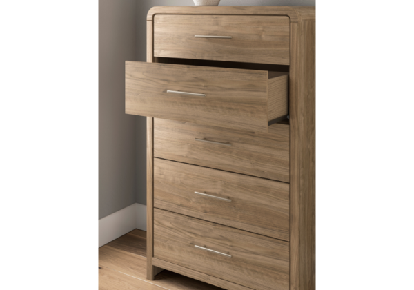 Gramburg Brown Five-Drawer Chest - Image 4